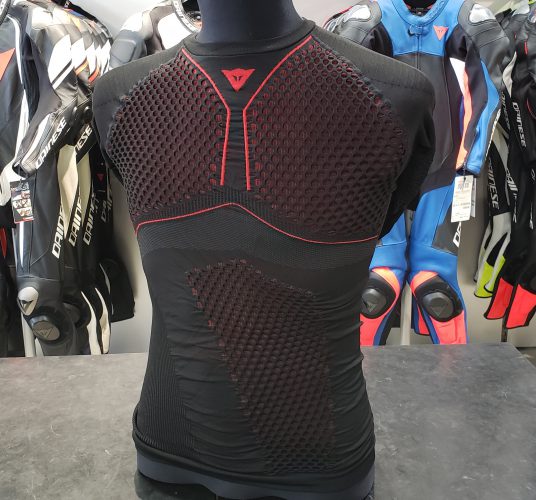 Dainese ダイネーゼ D-MANTLE FLEECE WS Sタグ有り 一着で断熱、防風性を備えた大人気のテクニカルインナー【D-MANTLE