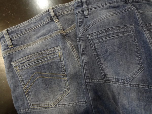 DAINESEの新定番デニムパンツご紹介②