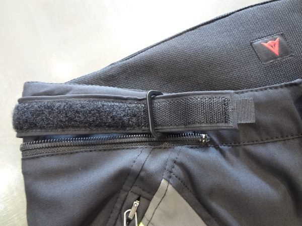 h*o様 KTM メッシュジャケット メッシュパンツセット XL ジャンク 夏のライディングを快適にするメッシュパンツのご紹介