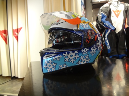 AGV K-3 SV ROSSI WINTER TEST 2016のご紹介