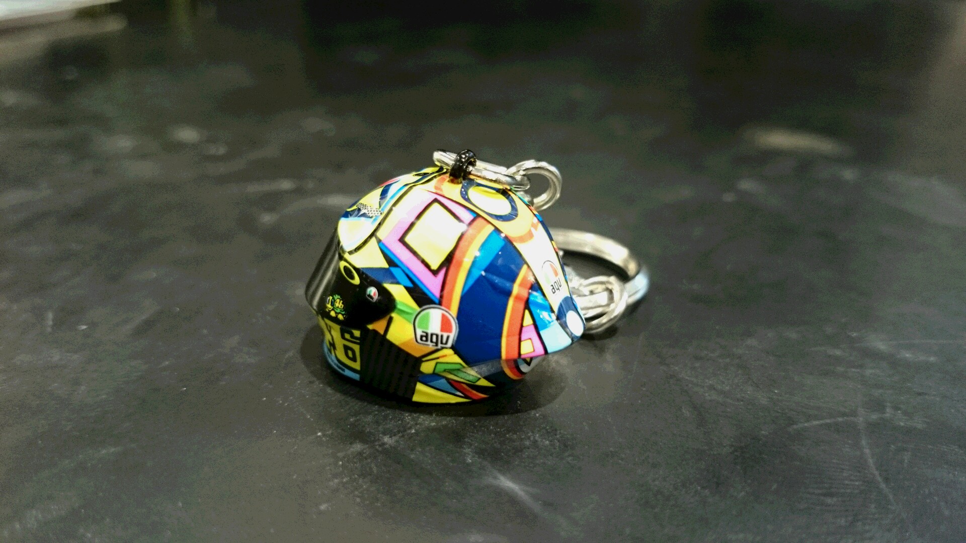 プレゼント用でも人気のロッシグッズ【VR46】