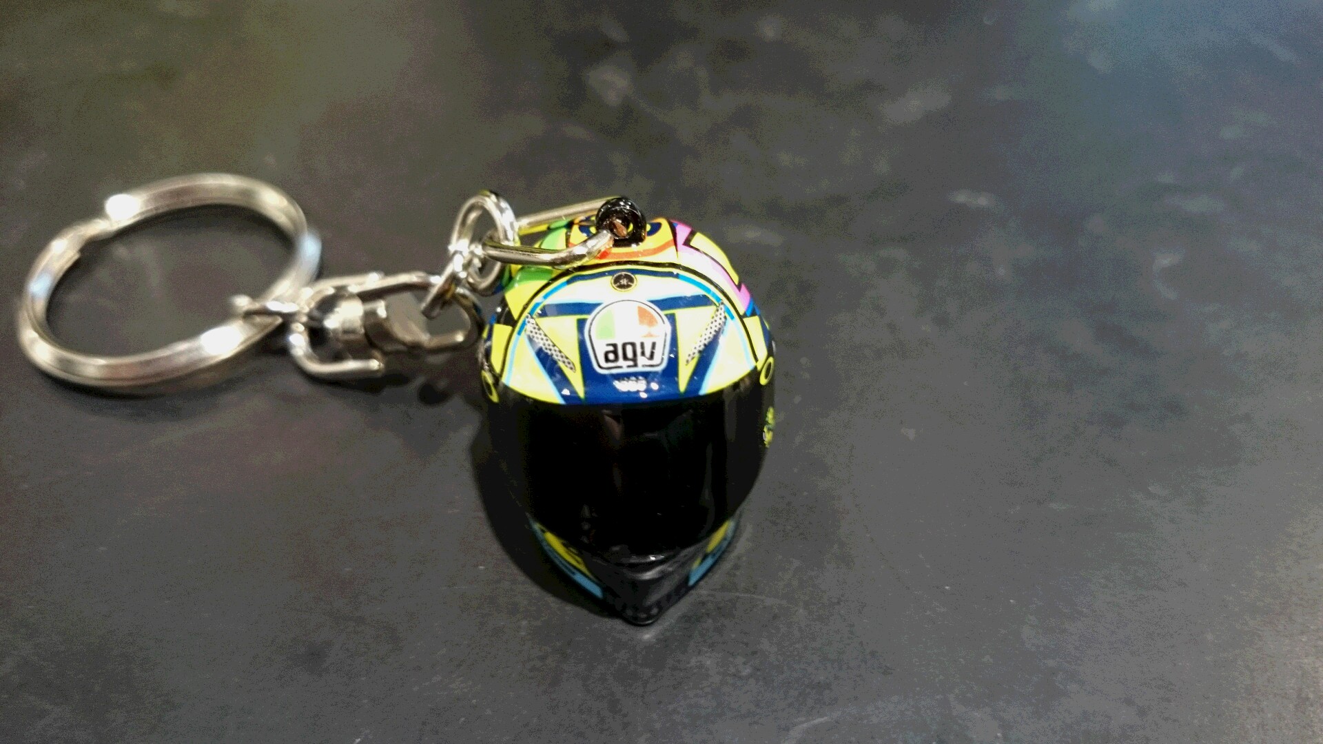 プレゼント用でも人気のロッシグッズ【VR46】