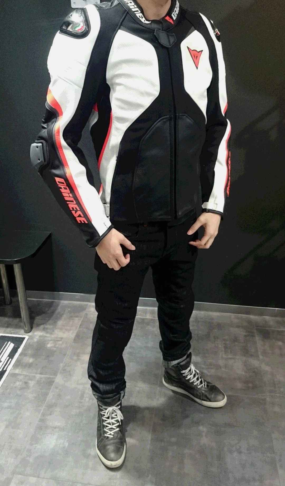 バイクウェア・装備 DAINESE STROKEVILLE SLIM/REG. JEANS Amazon.co.jp: [ダイネーゼ] STROKEVILLE SLIM/REG. JEANS T48