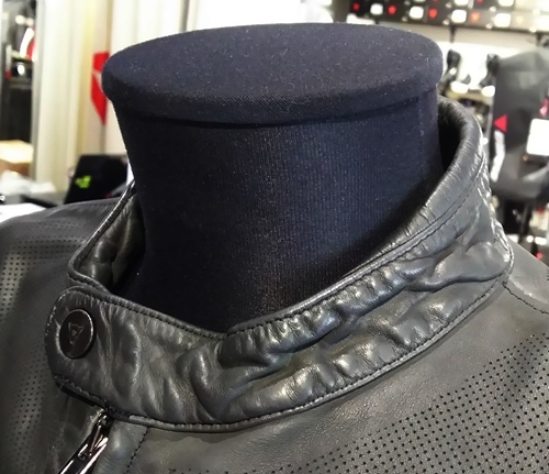 スタッフお勧めジャケットのご紹介！