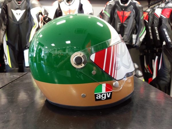 6/4（月）まで。AGV LEGENDS X3000 / AGO 1を展示しています！