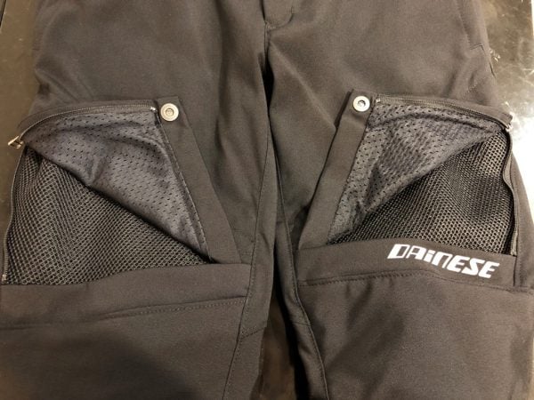 根強い人気で隠れたベストセラーのテキスタイルパンツご紹介