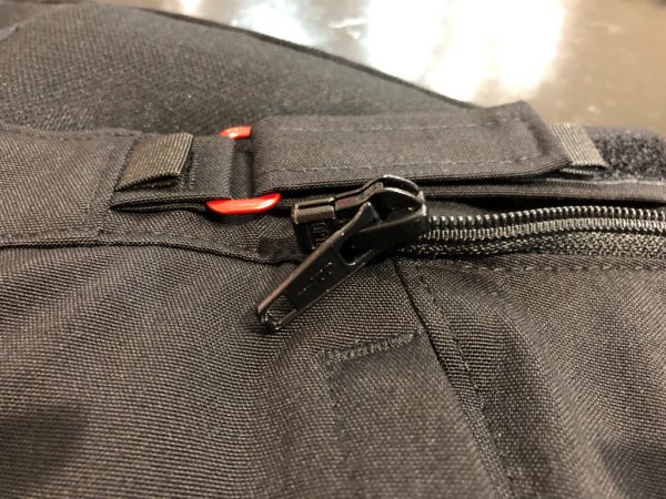 根強い人気で隠れたベストセラーのテキスタイルパンツご紹介