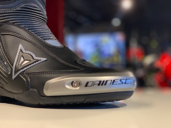 DAINESE ダイネーゼ AXIAL D1 AIR BOOTS 44サイズ - バイクウエア/装備