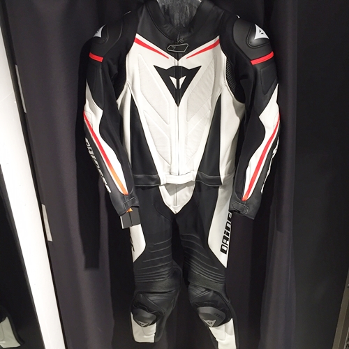 本日の新作入荷情報!新作ジャケット・シューズ・プロテクター 本日の新作入荷情報!新作ジャケット・シューズ・プロテクター