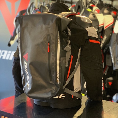 む*し様 Dainese×Ogio ハードシェルバックパック ツーリングに超オススメのバックパックをご紹介！