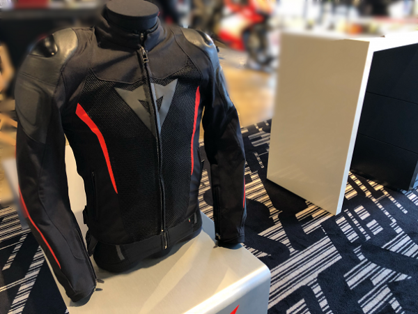 新品　ダイネーゼ　メッシュジャケット➕着脱式防風ライナー付　50 真夏以外も使えます！人気のインナー付きメッシュジャケットのご