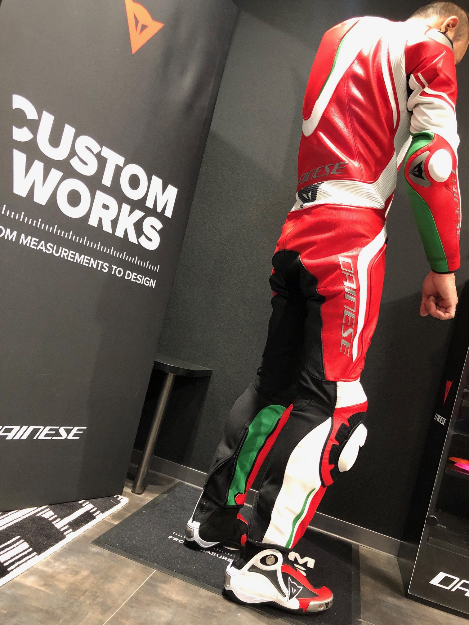 CUSTOM WORKS】オーダーメイドのレーシングスーツのご紹介