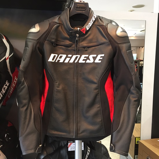 イタリアより人気商品が入荷しております！