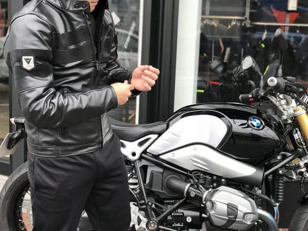 ダイネーゼ Dainese 8-TRACK LEATHER JACKET-