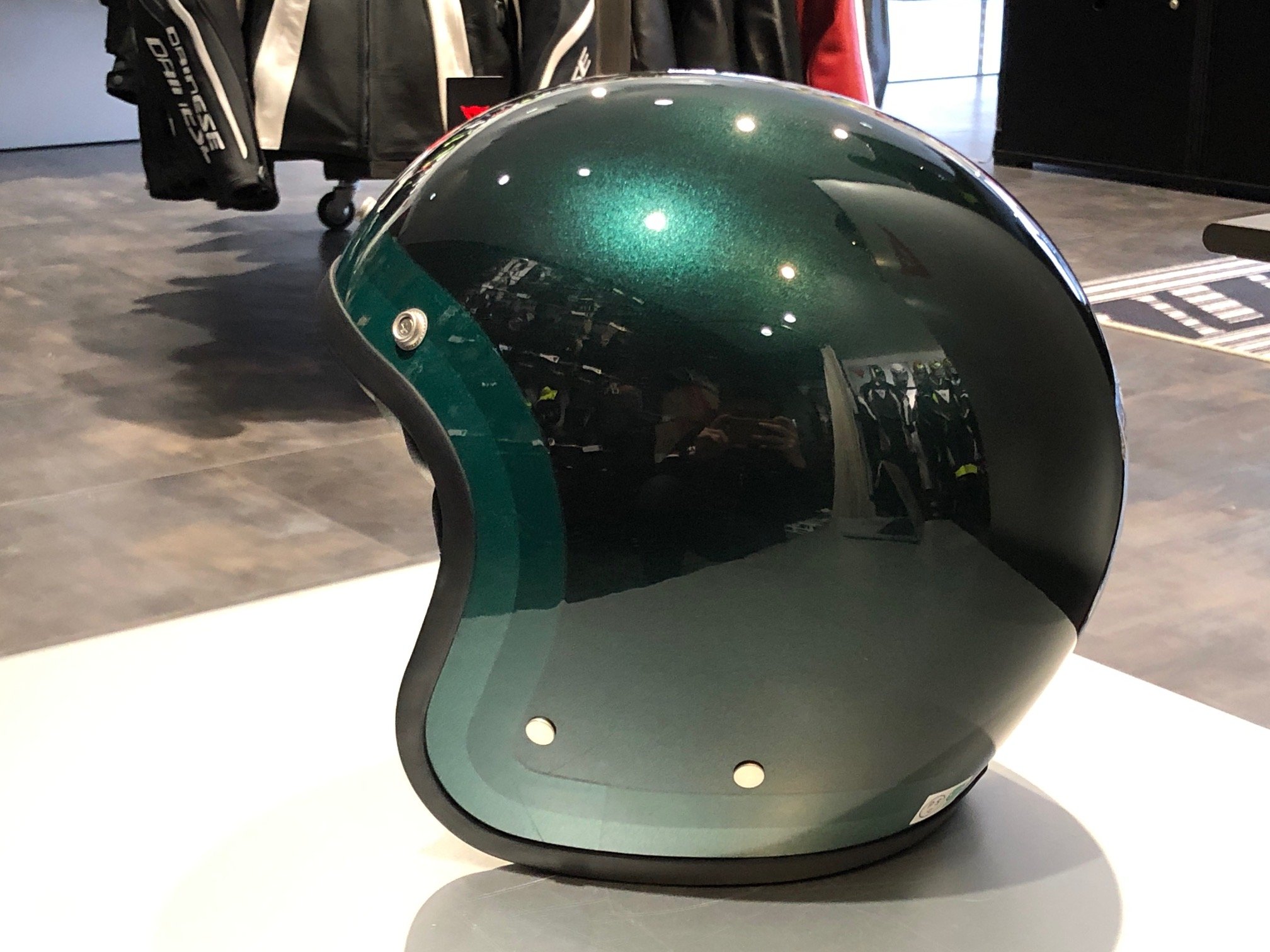 ジェットヘルメットの新色が入荷しました【AGV-X70】