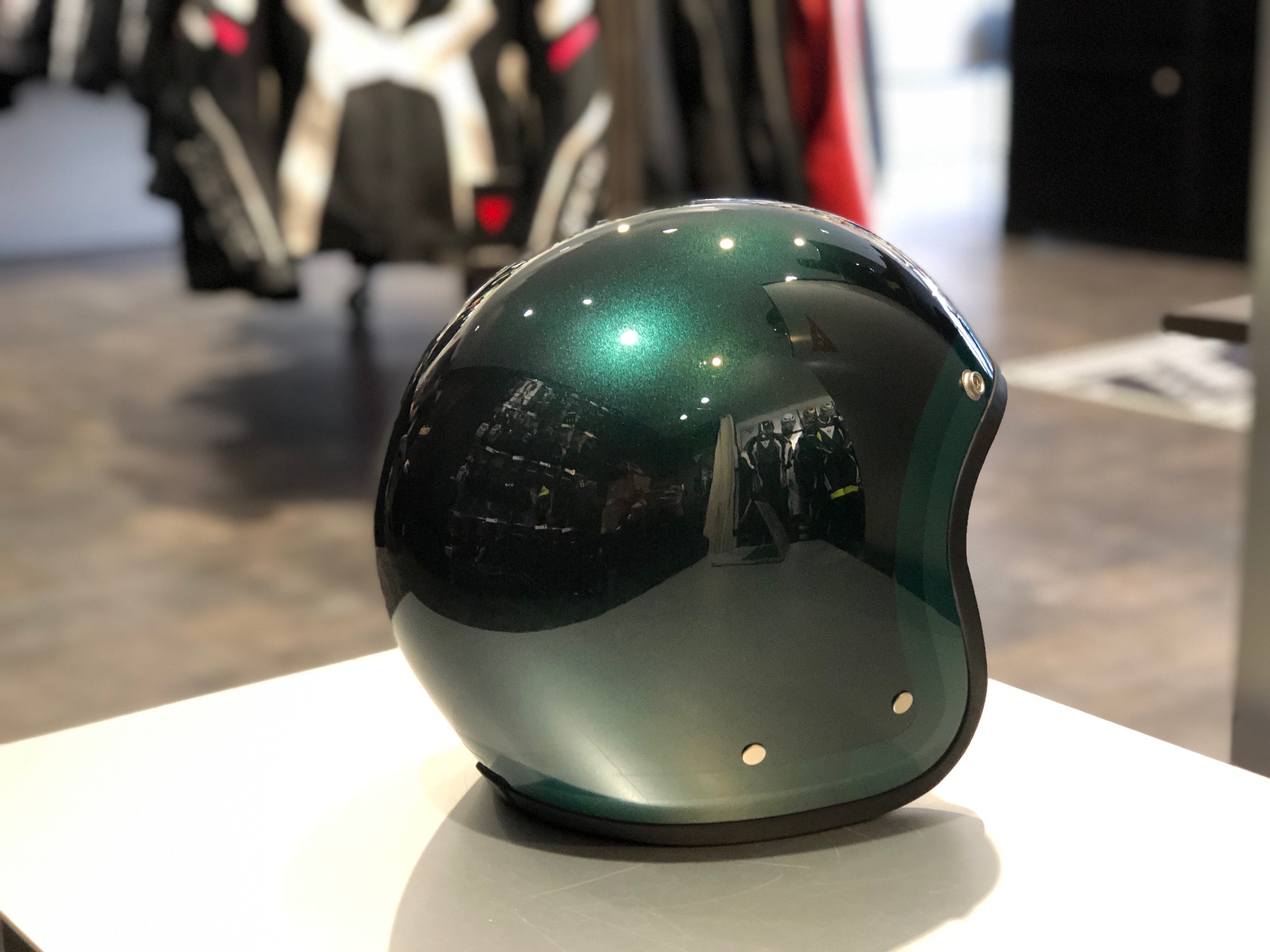 ジェットヘルメットの新色が入荷しました【AGV-X70】