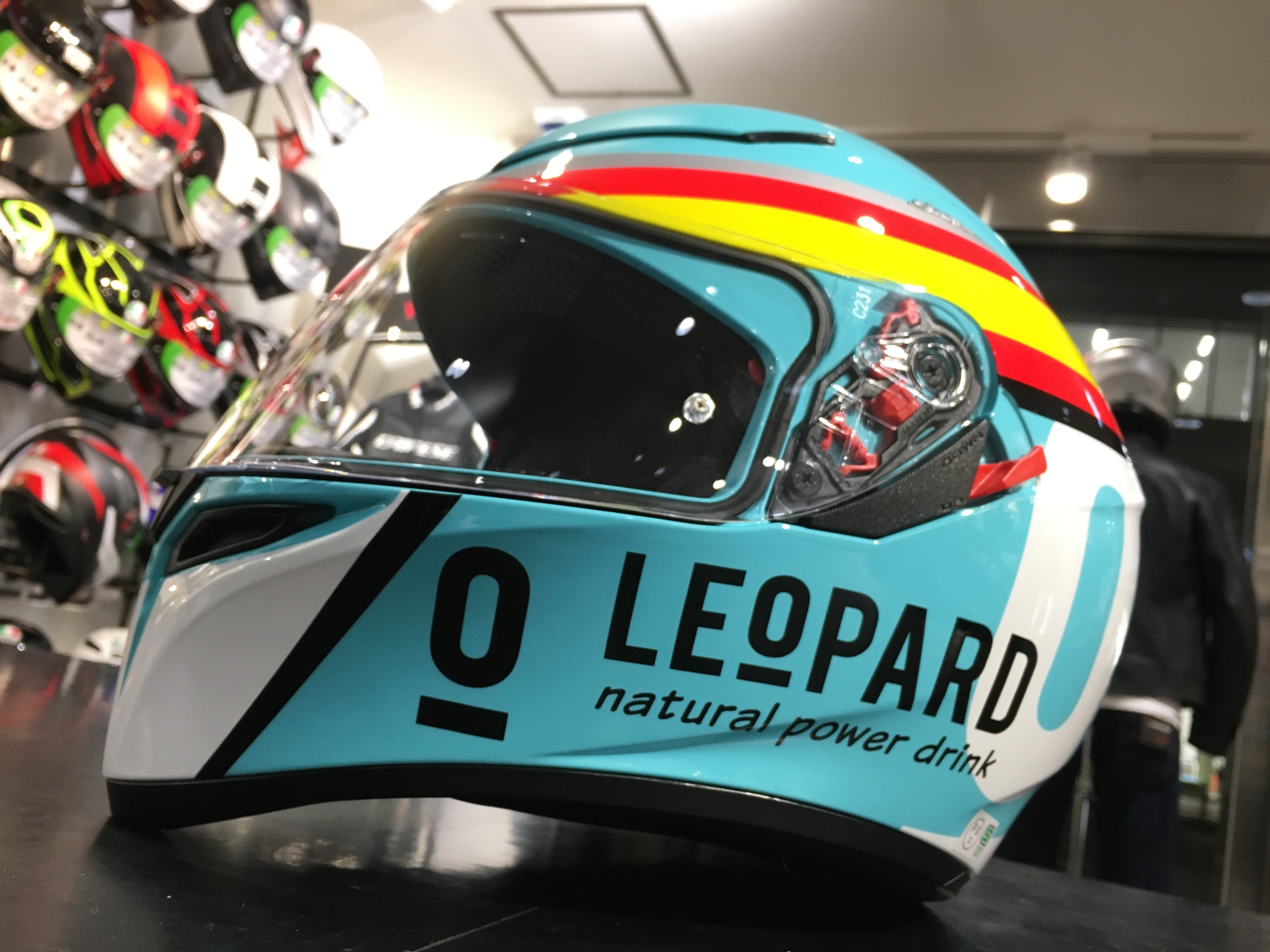 2017moto3チャンピオンライダーのヘルメットがラインナップしました！