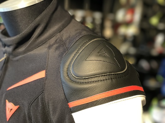 秋のツーリングにおすすめ②LEATHER-TEX JACKET