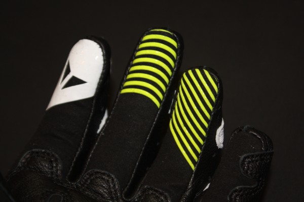 NEW!!!CARBON D1 SHORT GLOVES!!!