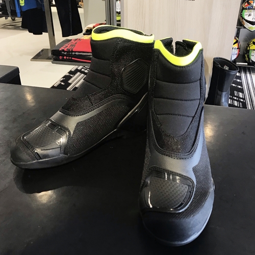 美品　ダイネーゼ DAINESE DINAMICA SHOES 27.0 Dainese Dinamica バイク靴 サイズ27.0 レーシングブーツみたいな