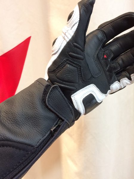 私のお気に入りグローブ、RACE PRO IN GLOVES