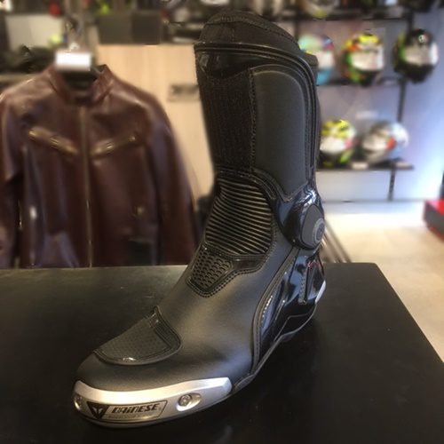 ダイネーゼ　レーシングブーツ　TORQUE D1 OUT BOOTS