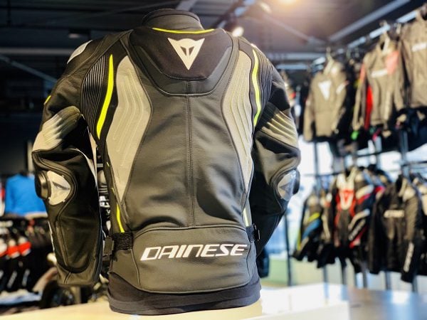 DAINESE(ダイネーゼ) SUPER SPEED 3 レザージャケット申し訳ございません