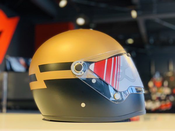 AGV LEGENDS X3000 / SUPERBA GOLD/BLACK のご紹介☆