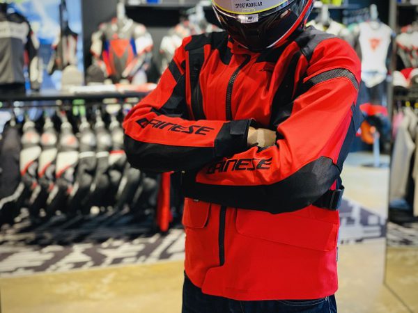 TONALE D-DRY JACKET のご紹介