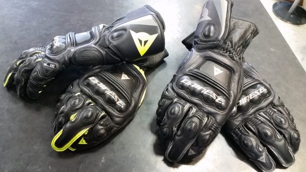 最新作アドバンスレーシンググローブの『STEEL-PRO GLOVES』が入荷しま