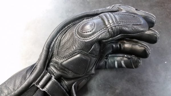 最新作アドバンスレーシンググローブの『STEEL-PRO GLOVES』が入荷しま