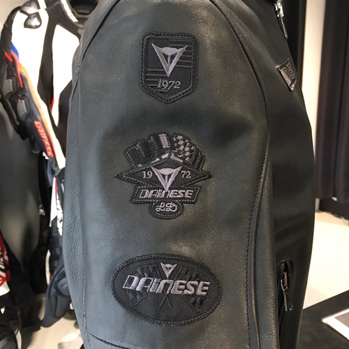 DAINESE45周年記念モデルのレザージャケットが入荷しました！