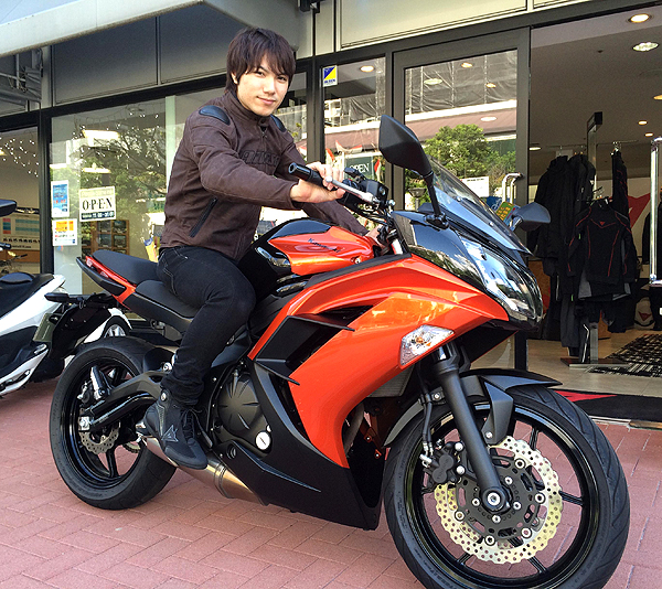 G. STREET RIDER PELLE