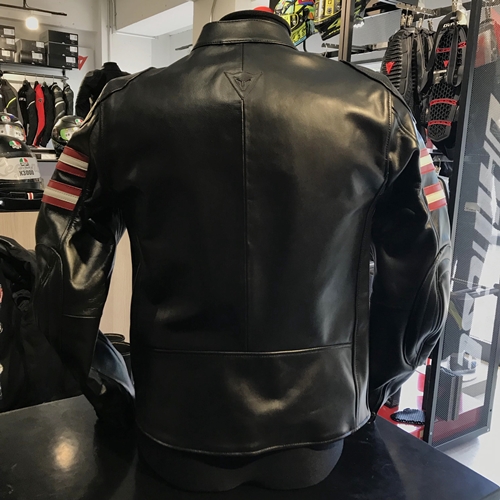 秋シーズンおすすめレザージャケットのご紹介。