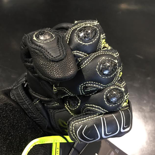 W*g様 激レア　ダイネーゼ グローブ　マックスビアッジモデル 夏場でも活躍できるレザーグローブ[BLACKJACK GLOVES]