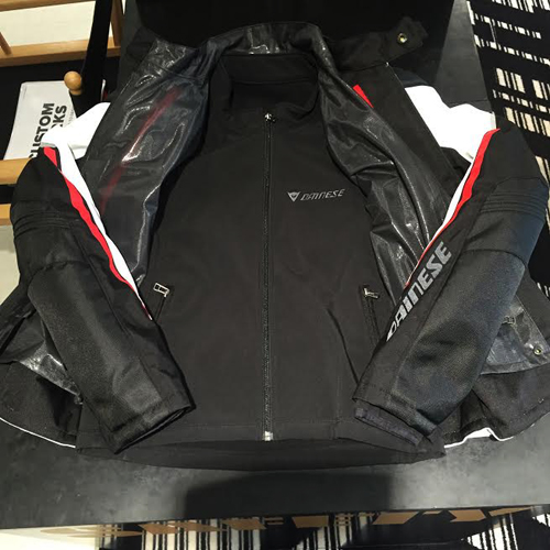 今の時期～春まで使える！HAWKER D-DRY JACKET！