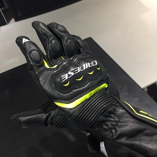 新作！VR|46モデルレザーグローブが入荷致しました。