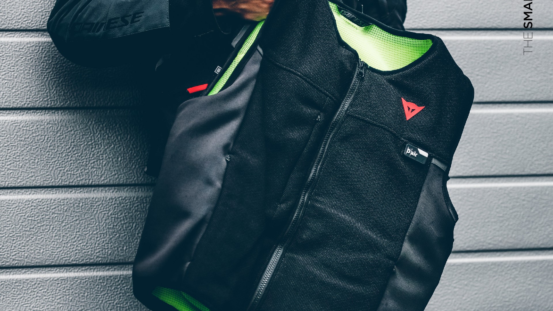 いつどんな時でも安心安全！SMART JACKET(エアバッグ ベスト)のご紹介