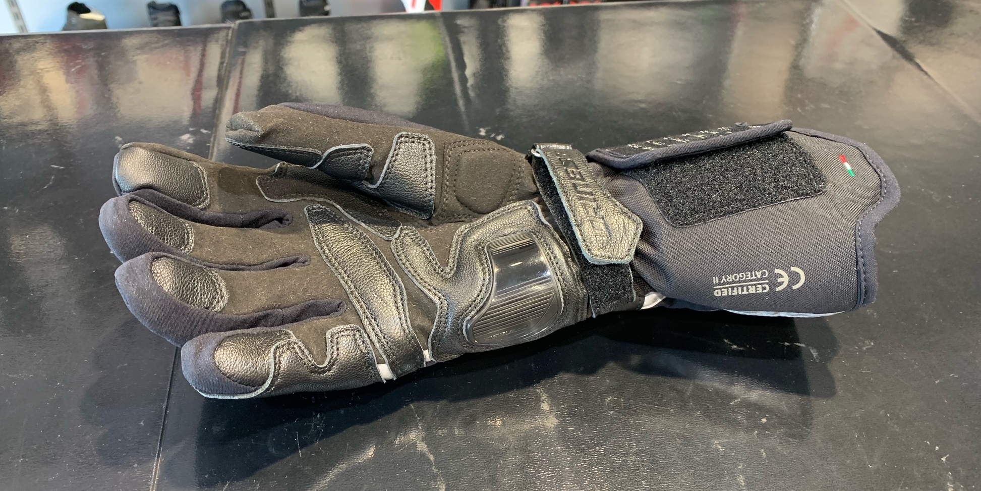 DAINESE ダイネーゼ SCOUT 2 GORE-TEX GLOVES | SCOUT 2 UNISEX GORE-TEX GLOVES | グローブ | 車＆バイク