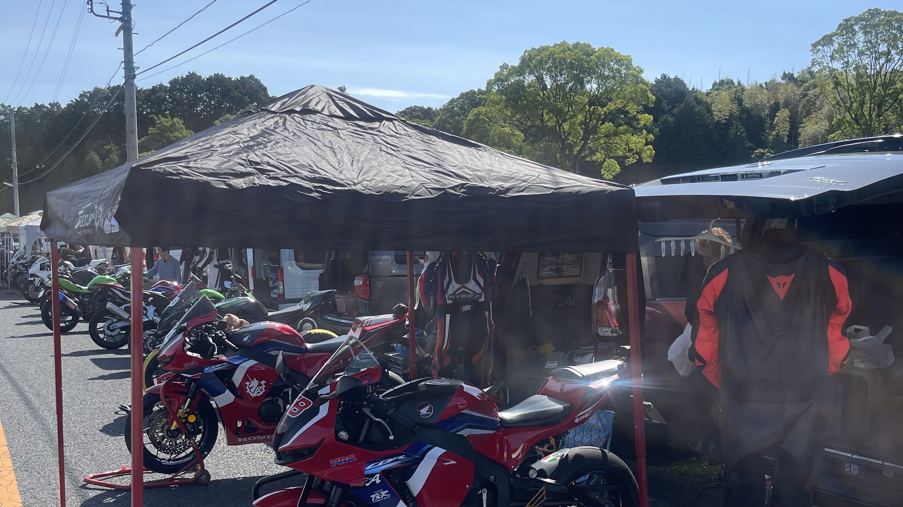 夏のサーキット走行を少しでも快適に【AXIAL 2 AIR BOOTS】