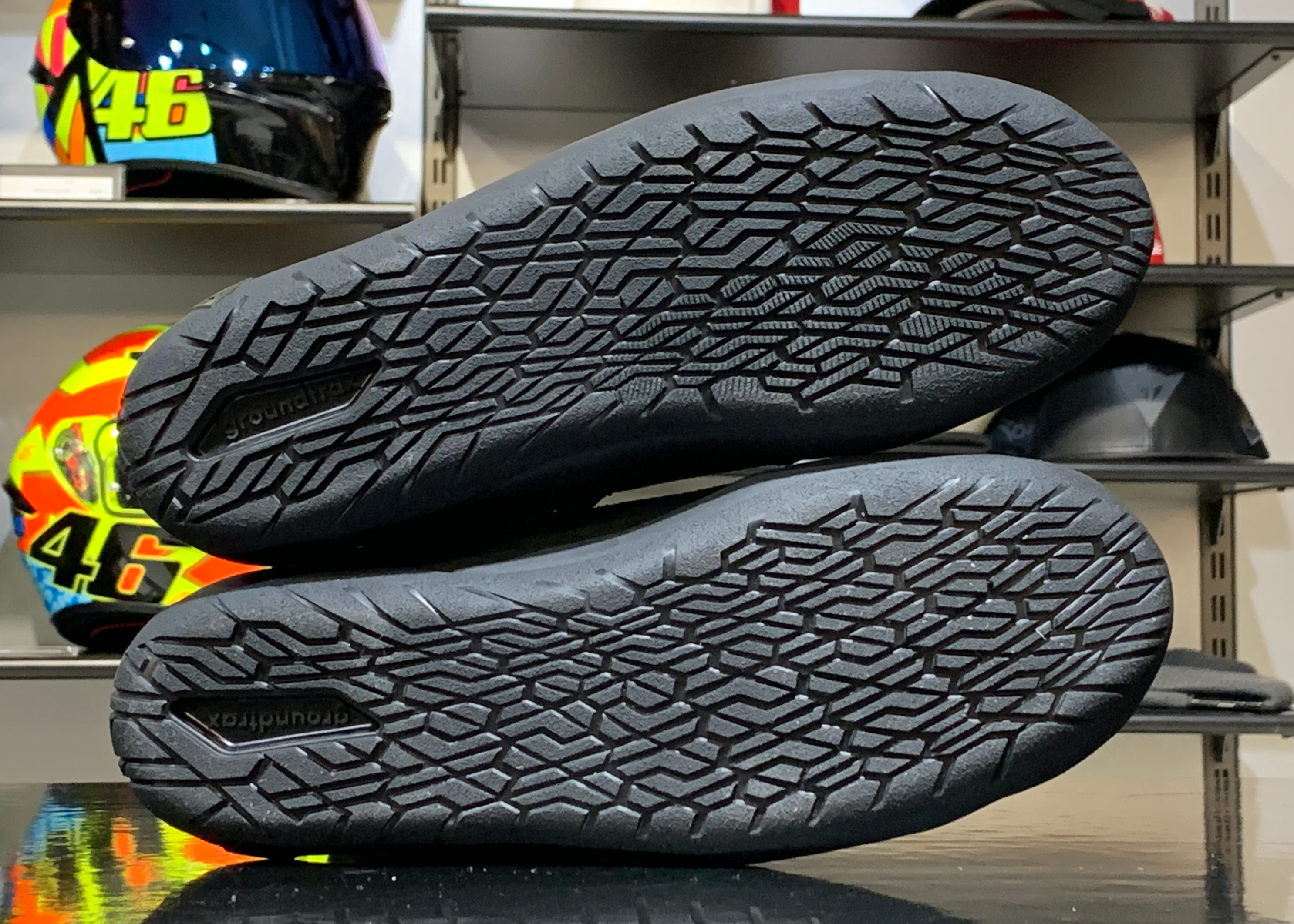 最軽量】新作ゴアテックスブーツの特徴と魅力- FREELAND 2 GORE-TEX