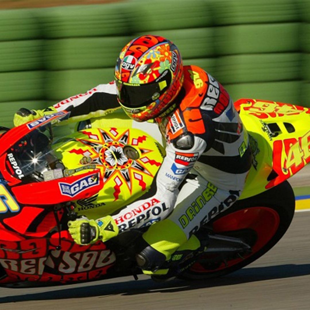 AGV K-3 ロッシ バレンシア レプリカ レプソルホンダ 最終戦モデル 大人気モデルのAGVヘルメット K1＆K3-SV新色レプリカカラーが入荷！