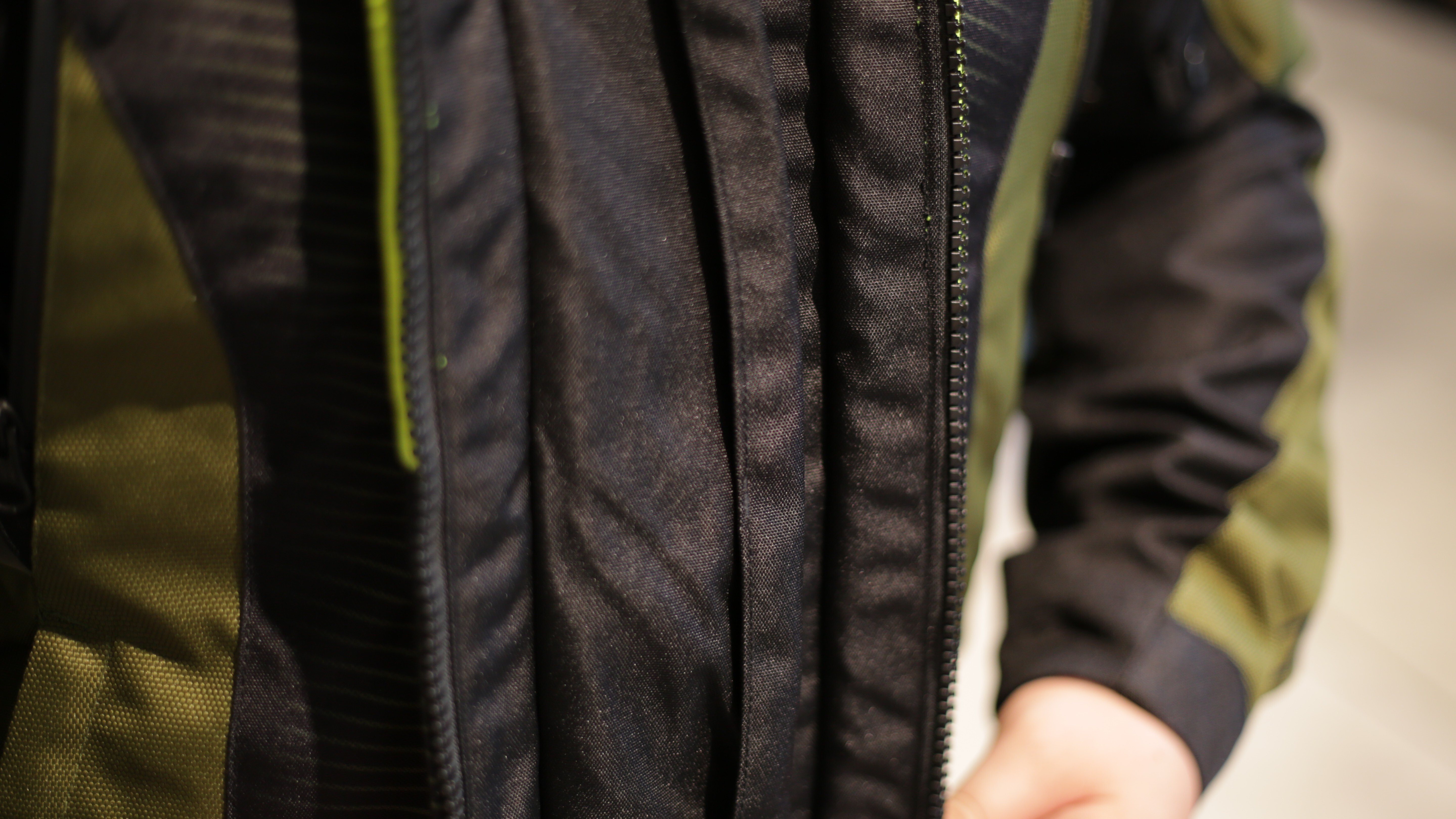 ダイネーゼの新作秋冬用ジャケットSUPER SPRINT D-DRY JACKETを徹底紹介