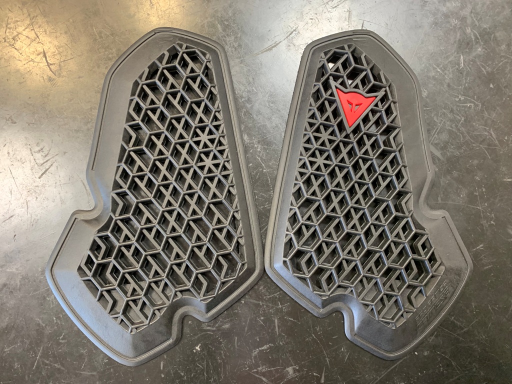 レーシーさ溢れるメッシュジャケット【SUPER RIDER 2 ABSOLUTESHELL