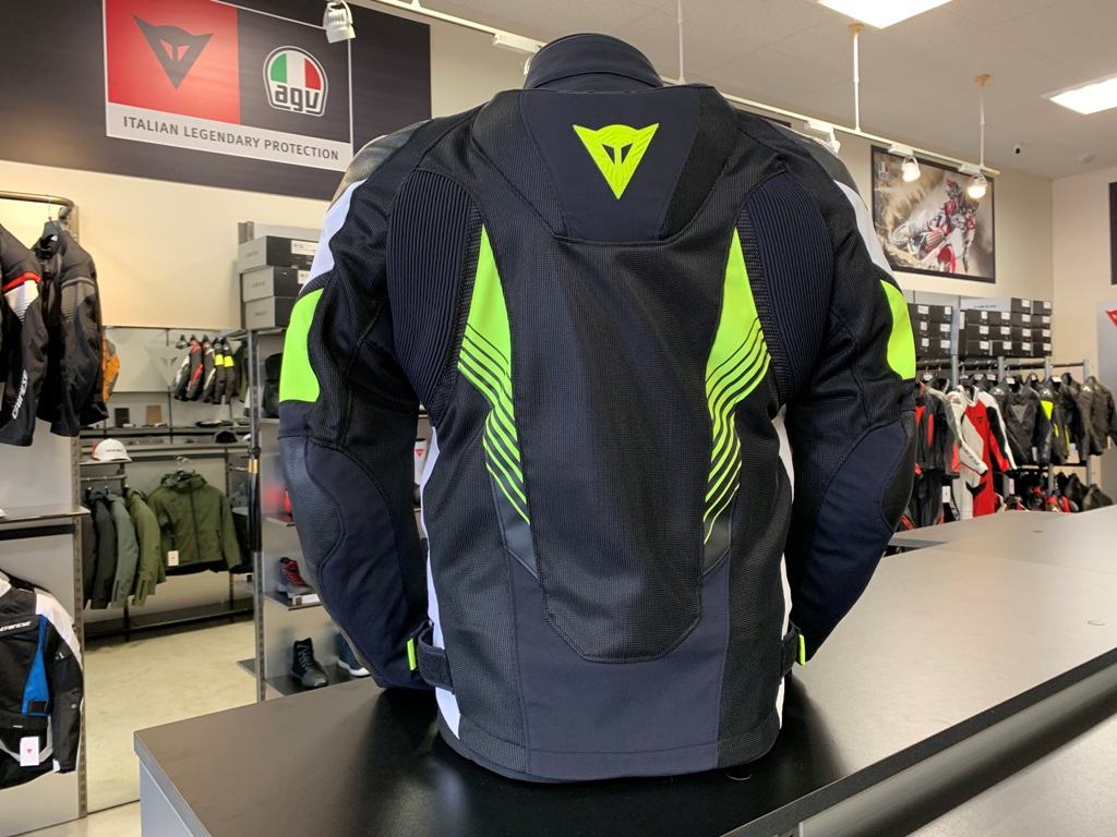 レーシーさ溢れるメッシュジャケット【SUPER RIDER 2 ABSOLUTESHELL