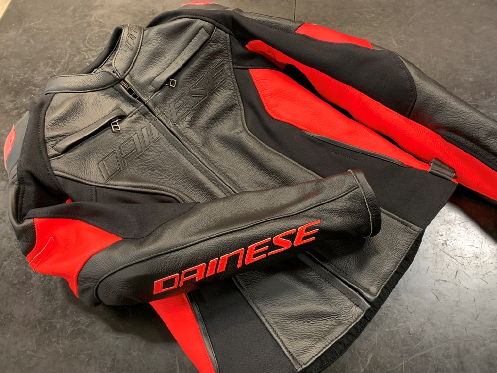 愛され続ける定番のレザージャケット【RACING 4 LADY LEATHER JACKET】