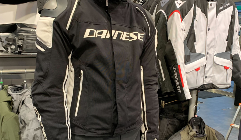 【他に類を見ない優位性】RACING 3 D-DRY® JACKET