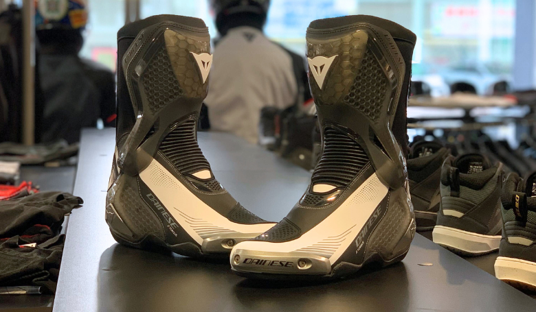 TORQUE 4 BOOTS　従来モデルとの違いを徹底解説