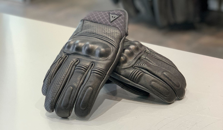 機能性と安全性を兼ね備えたグローブ「FOLGOR GLOVES」