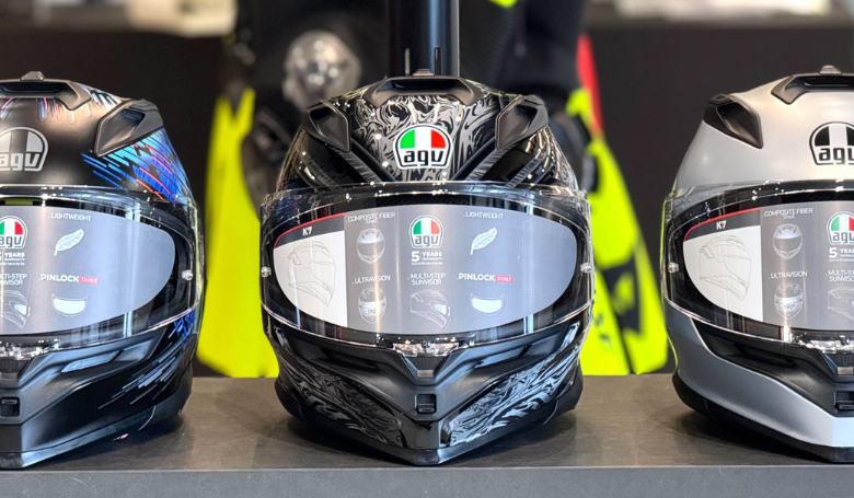 AGV新作のK7を展示中